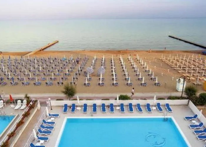 Hotel Condor 3*