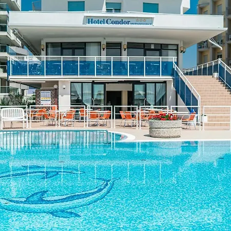 Hotel Condor 3*
