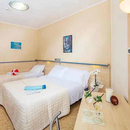 Condor Hotel 3*