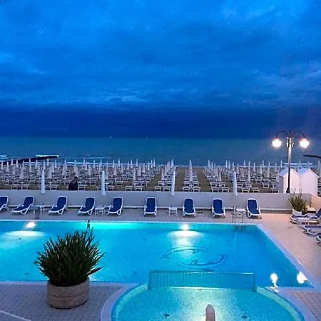Condor 3*